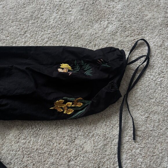 ZARA Chic Black Poplin Embroidered Blouse - Picture 6 of 7